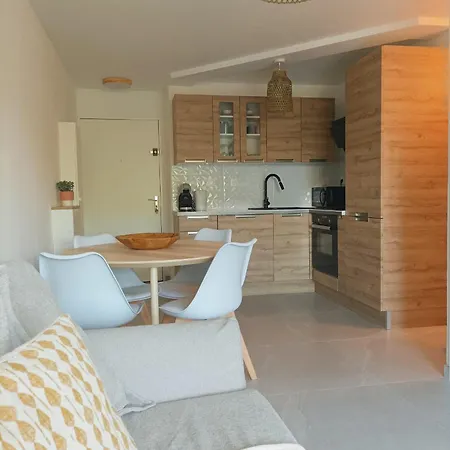 Avec Piscine Apartman Sète
